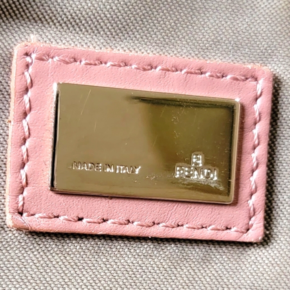 ⭐FENDI  Zucca Ring Pleat Tote/Handbag 💯Authentic - Picture 14 of 16